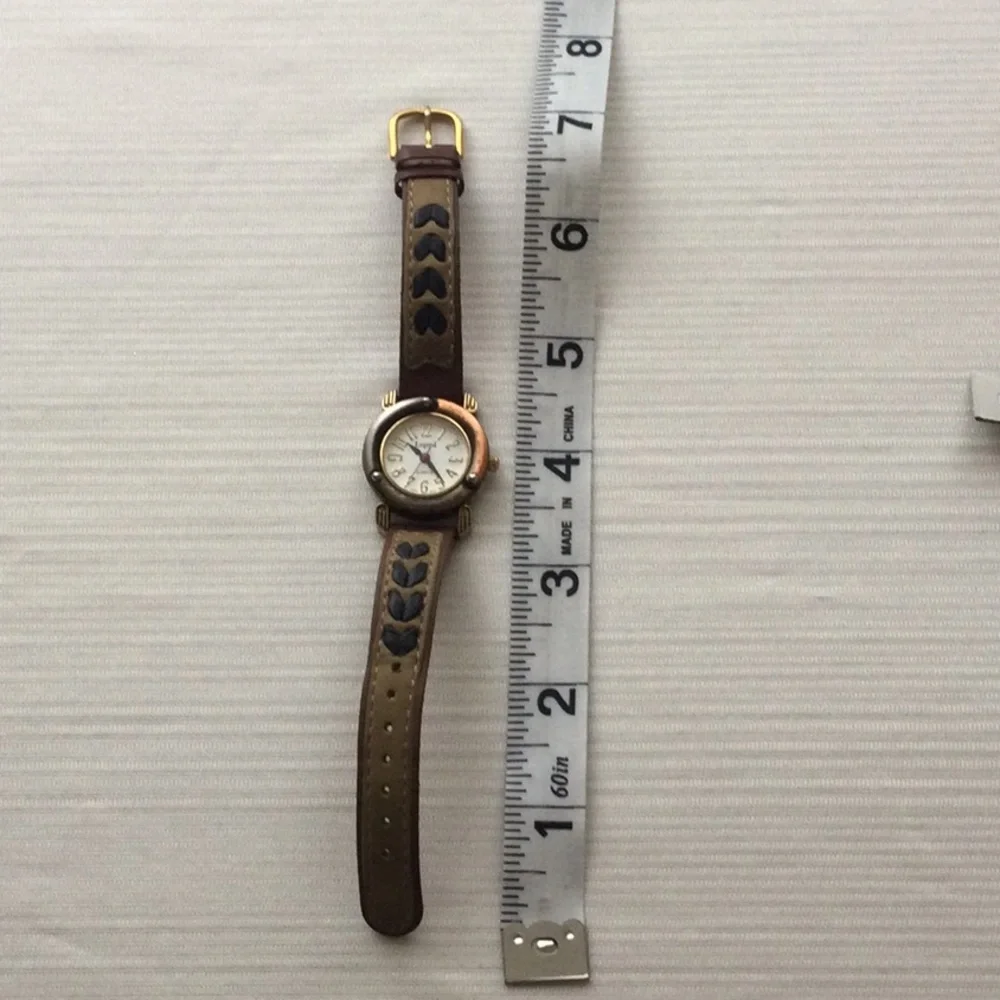 Legend Quartz Watch - Picture 3 of 8